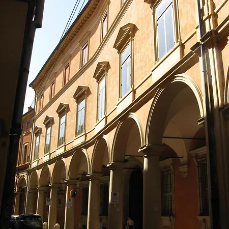 Bed & Breakfast Due Torri 5 *